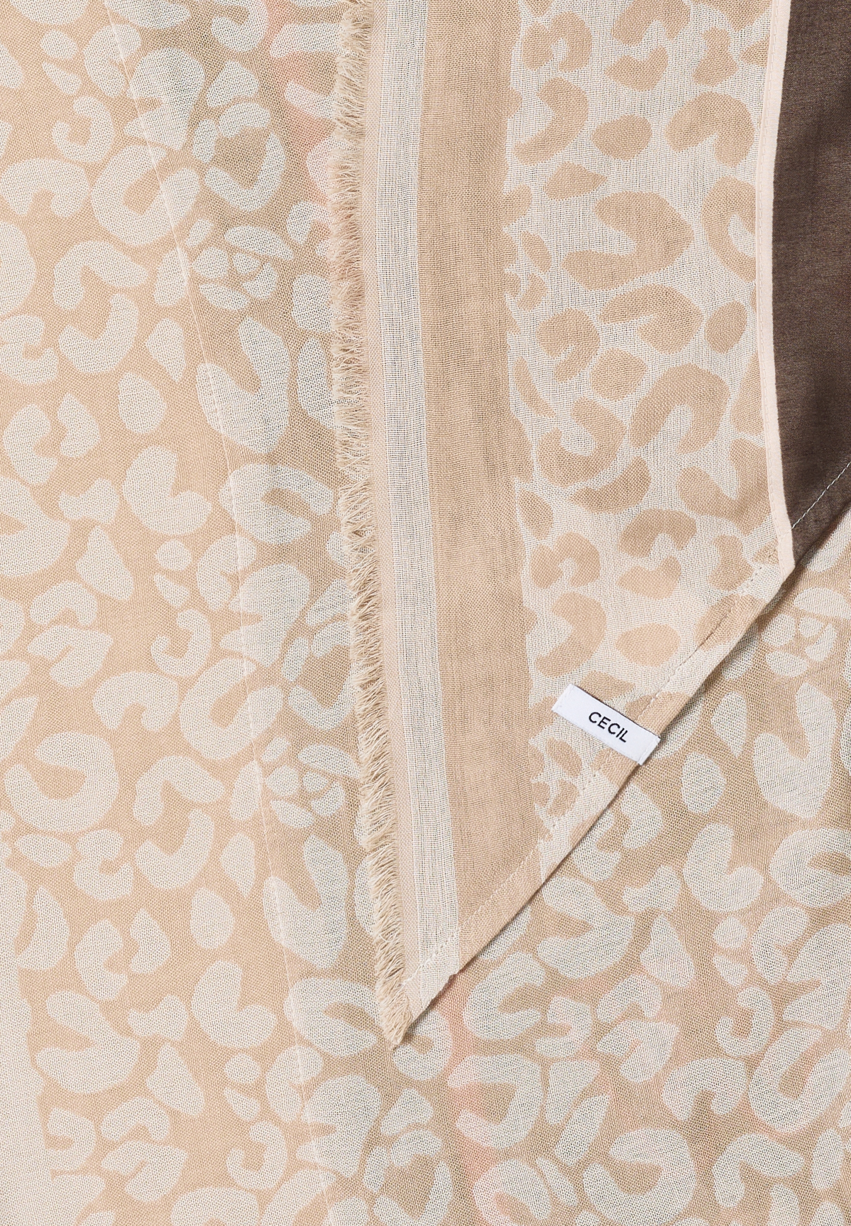 O_Patchwork Triangle Cloth #4