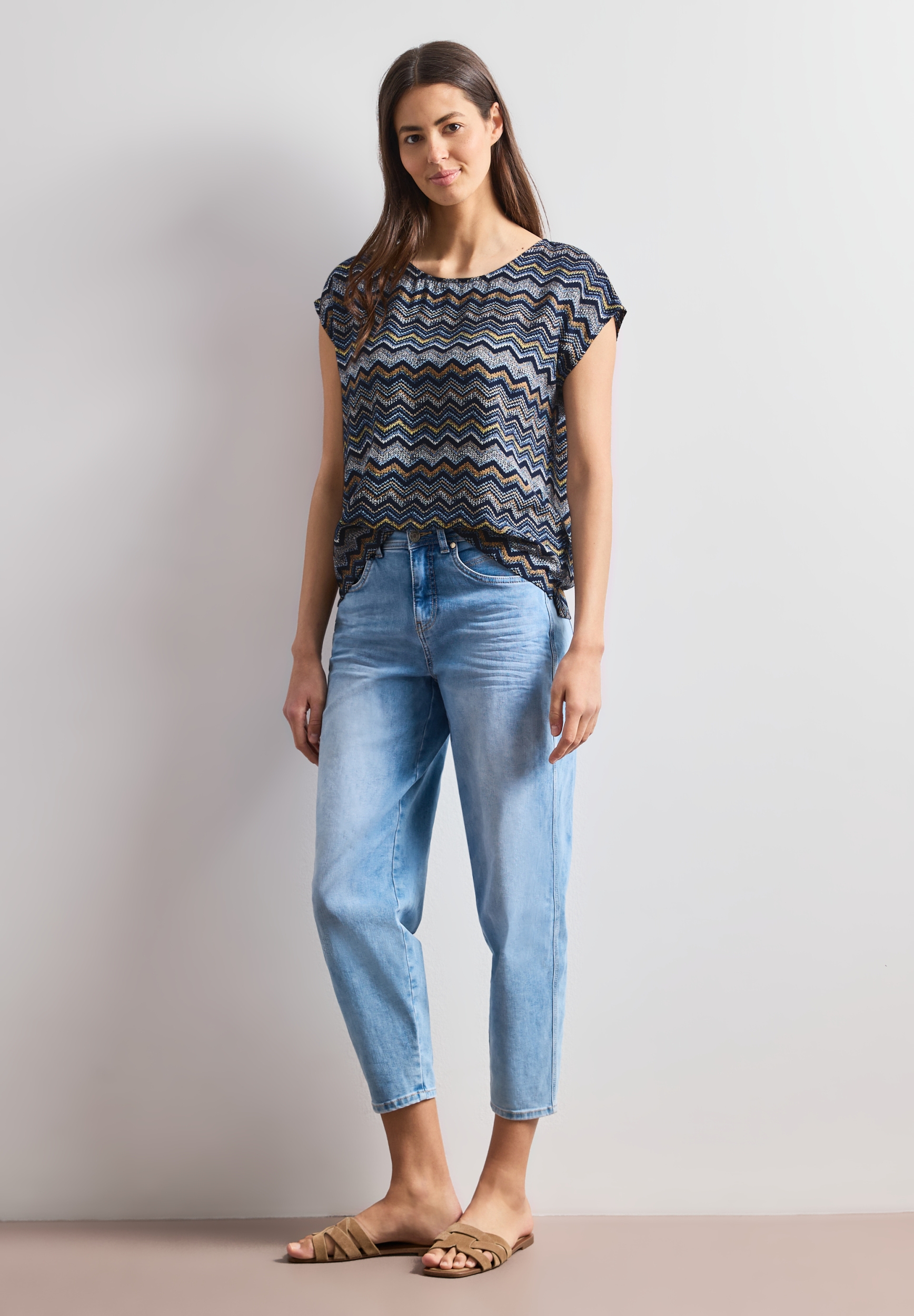 EOS_AOP Round Neck Top w. drop #5