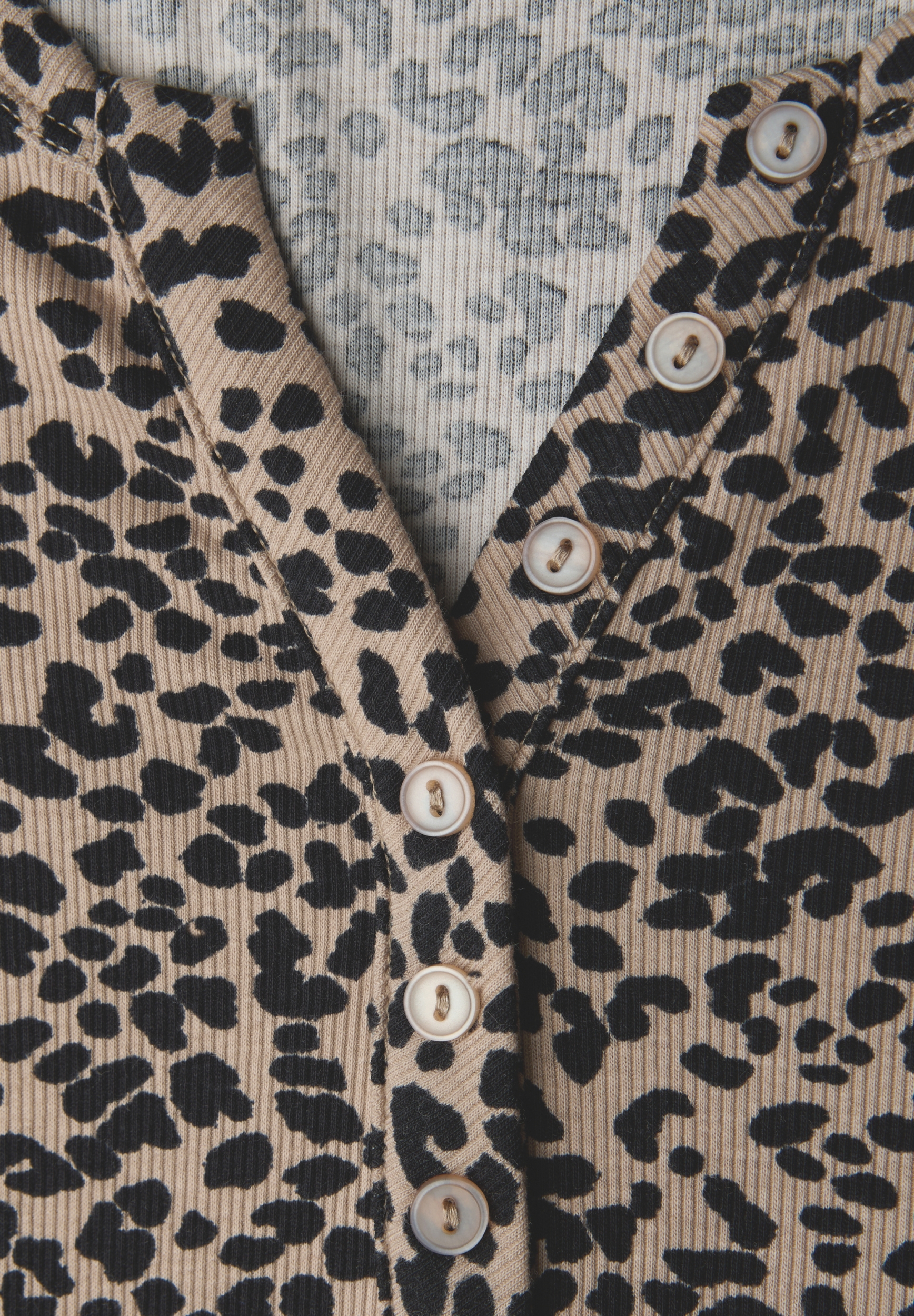 LTD QR_Studio_printed rib shir #2