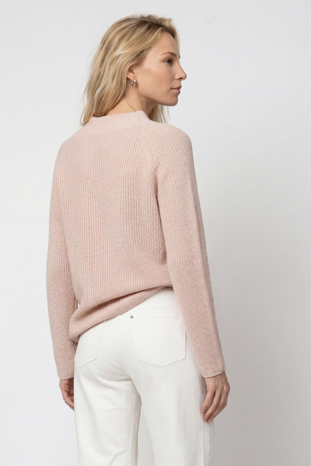 Pullover #4
