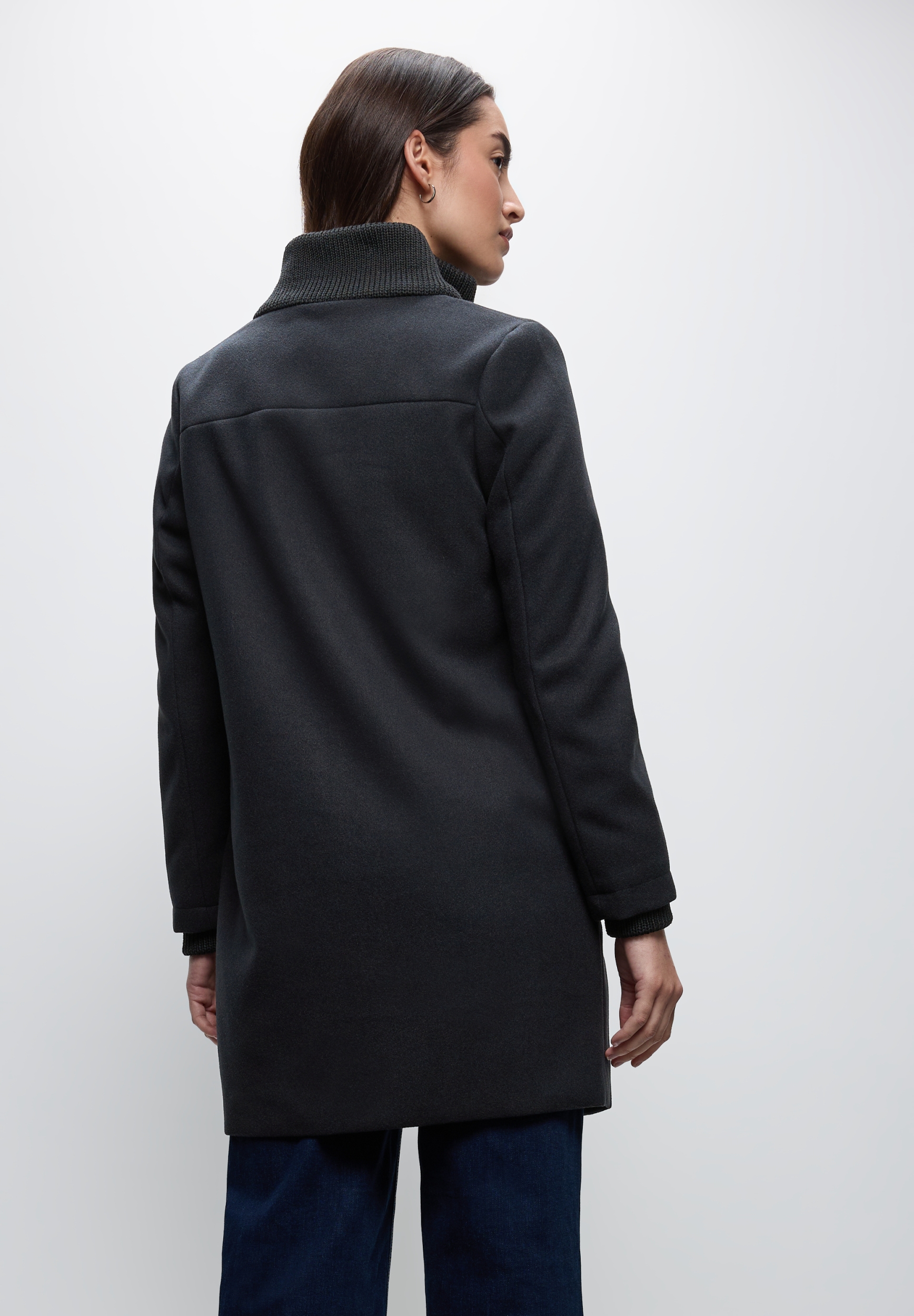 LTD QR Coat w. Knit Details #4