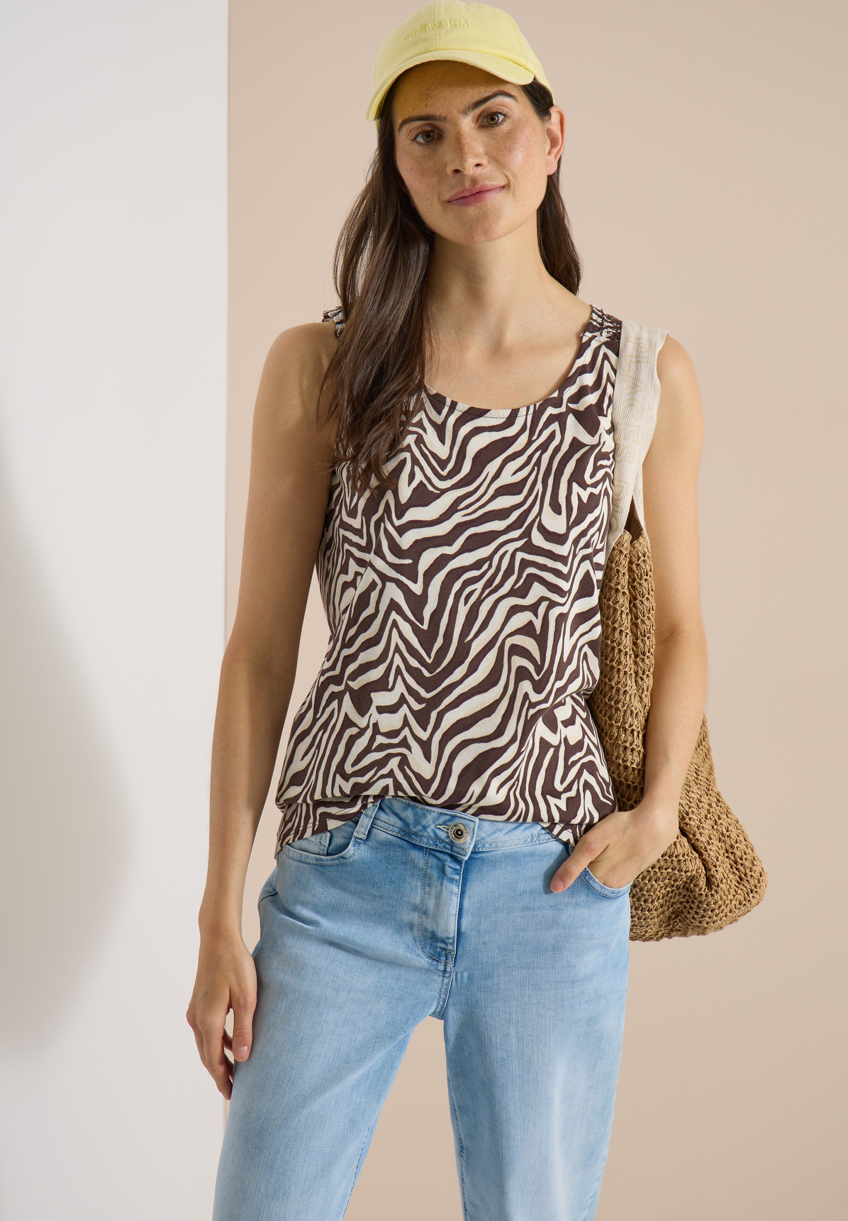 EOS_Small Zebra AOP Smock Top #3