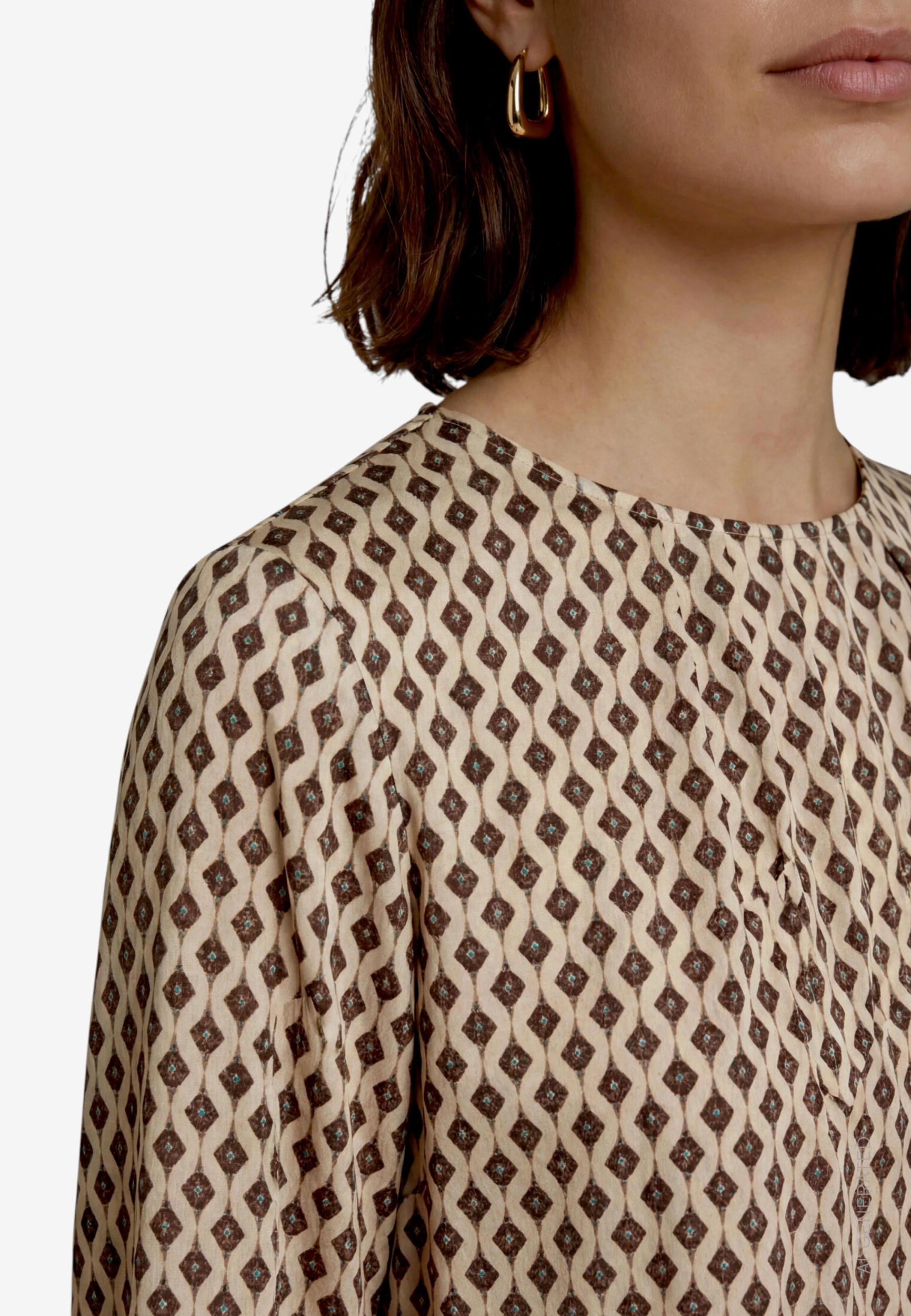Bluse Kurz 1/1 Arm #5