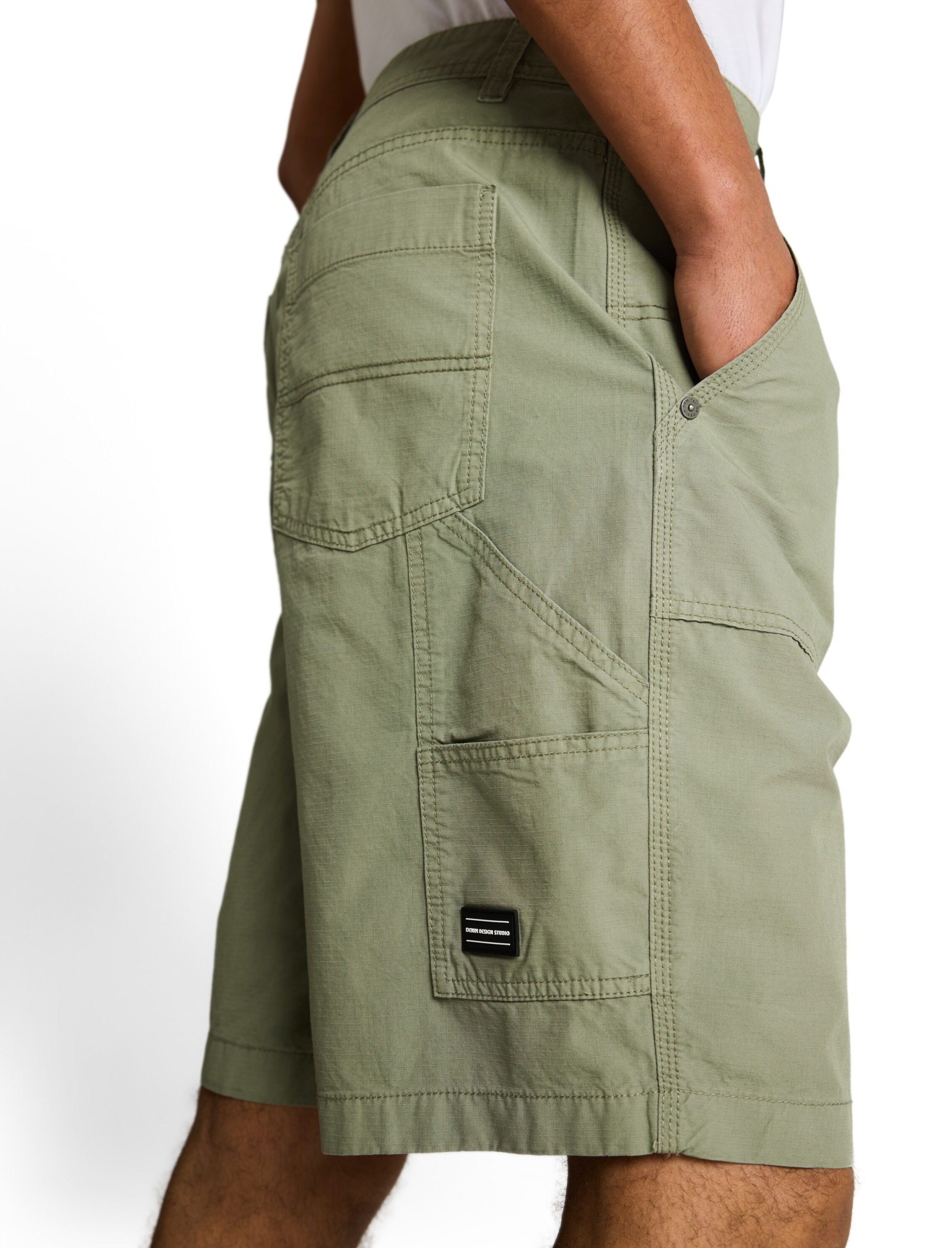 loose carpenter shorts #6