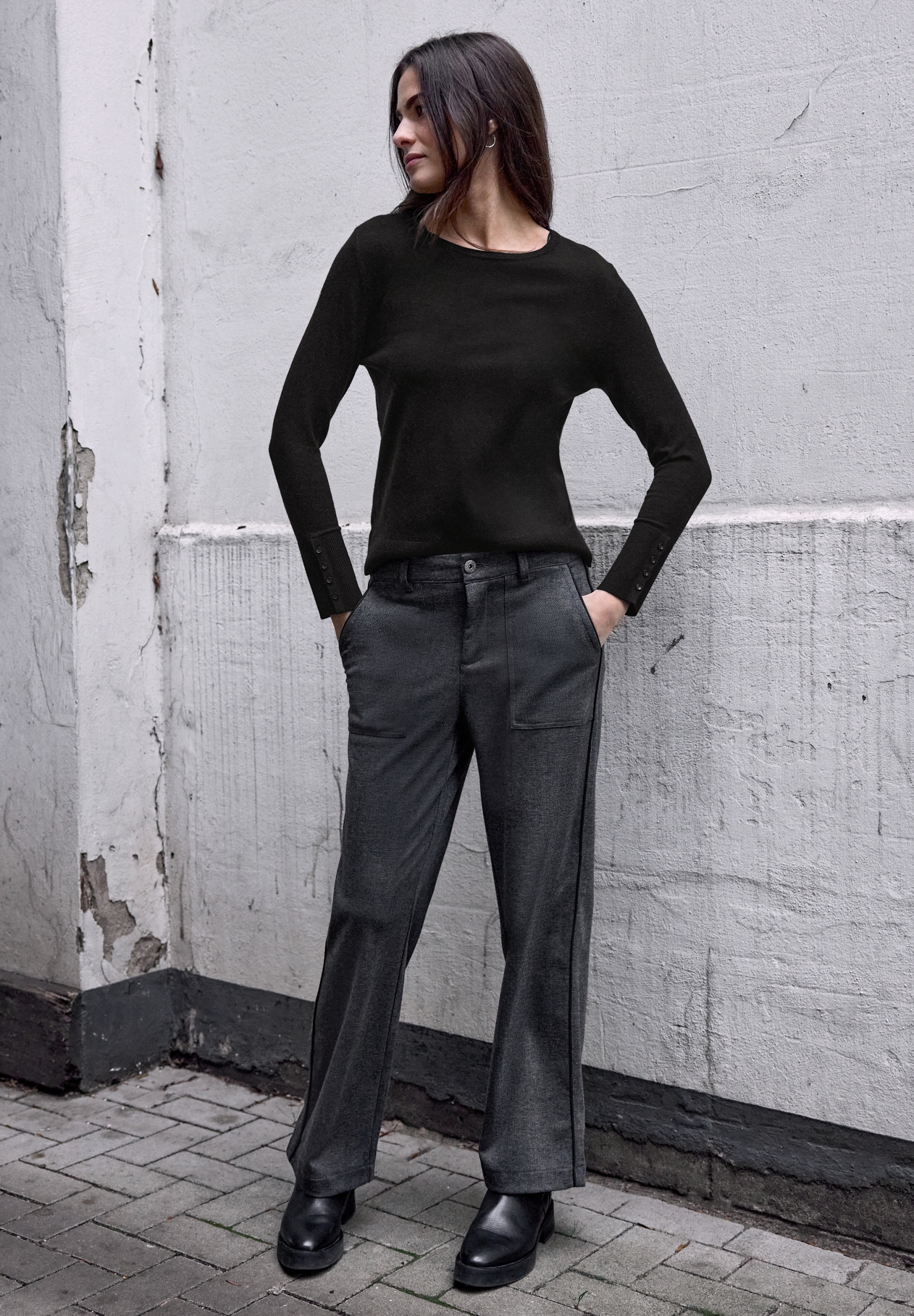 LTD QR Studio_button cuff deta #6