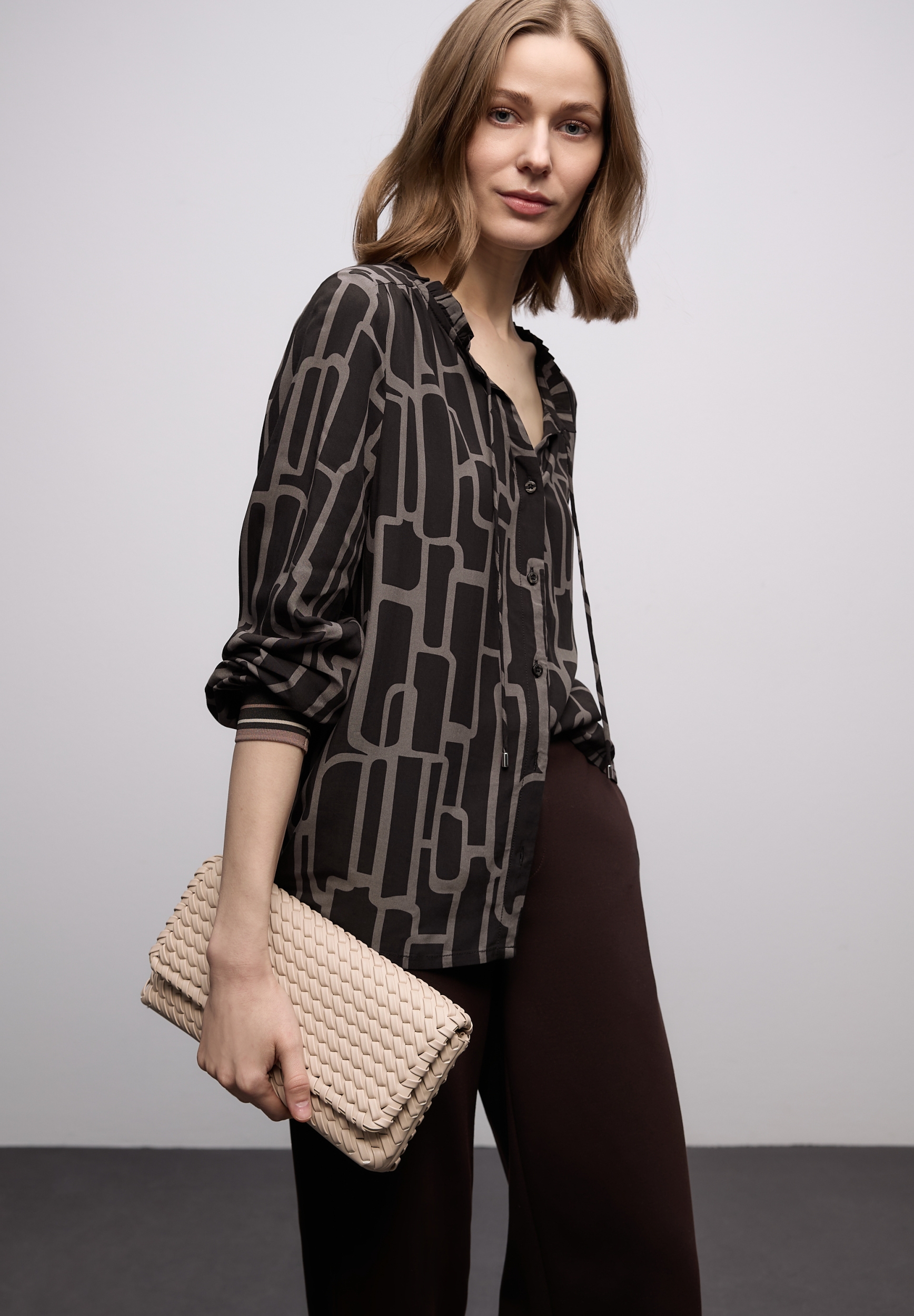 LTD QR Tunic blouse w tapes AO #4