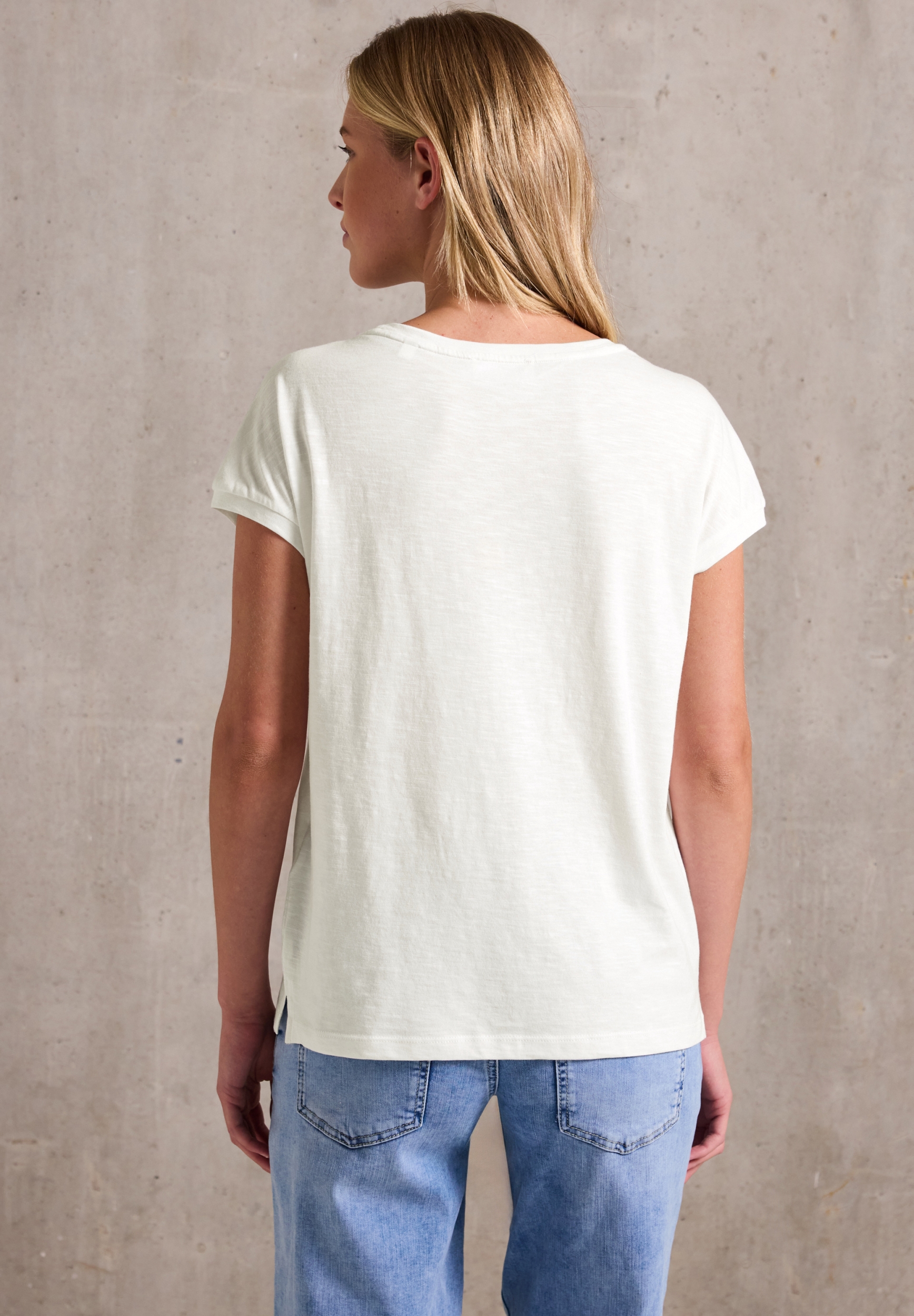 LTD QR_Studio_shirt w.frill at #4