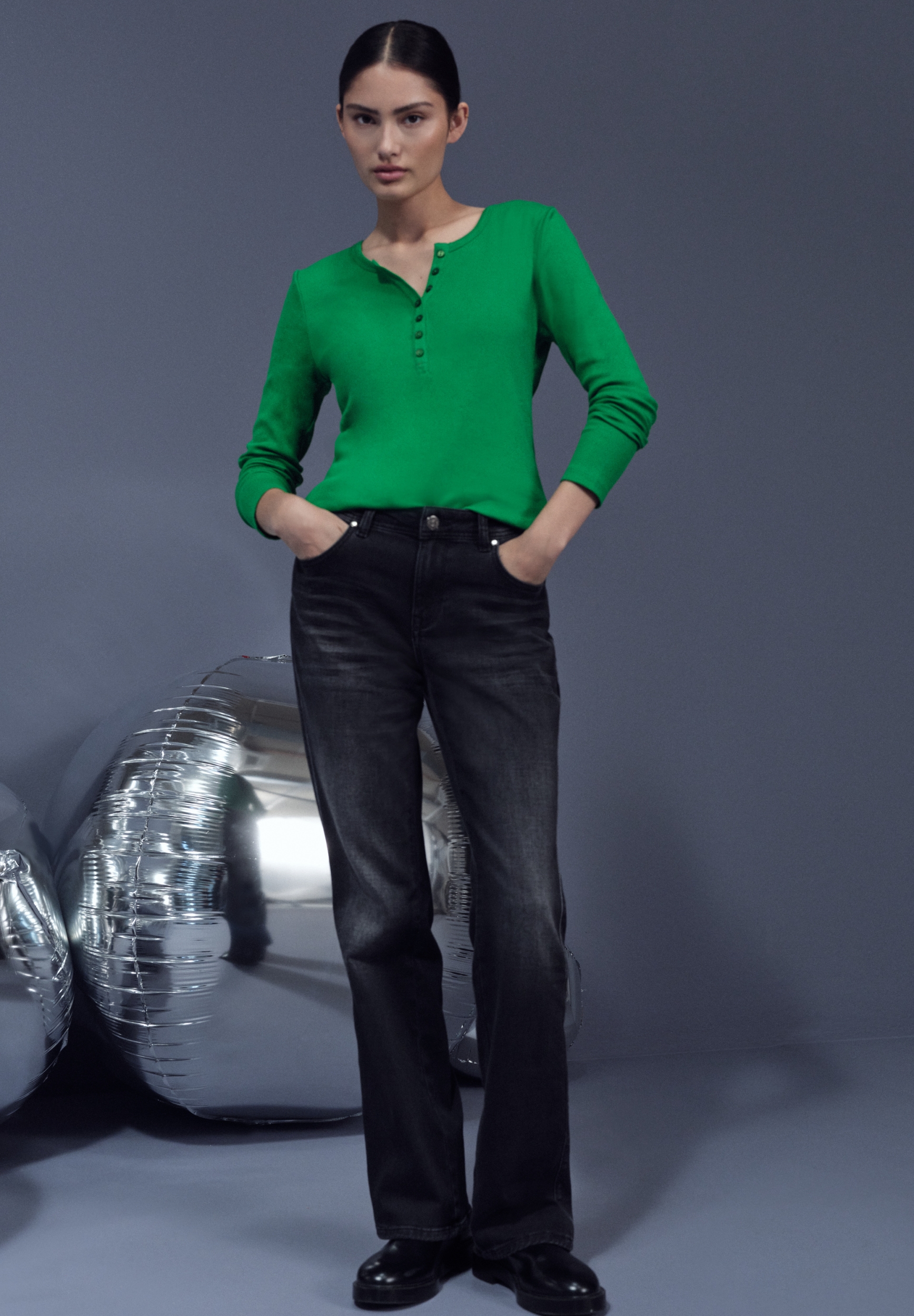 LTD QR_Studio_rib shirt w.fron #3