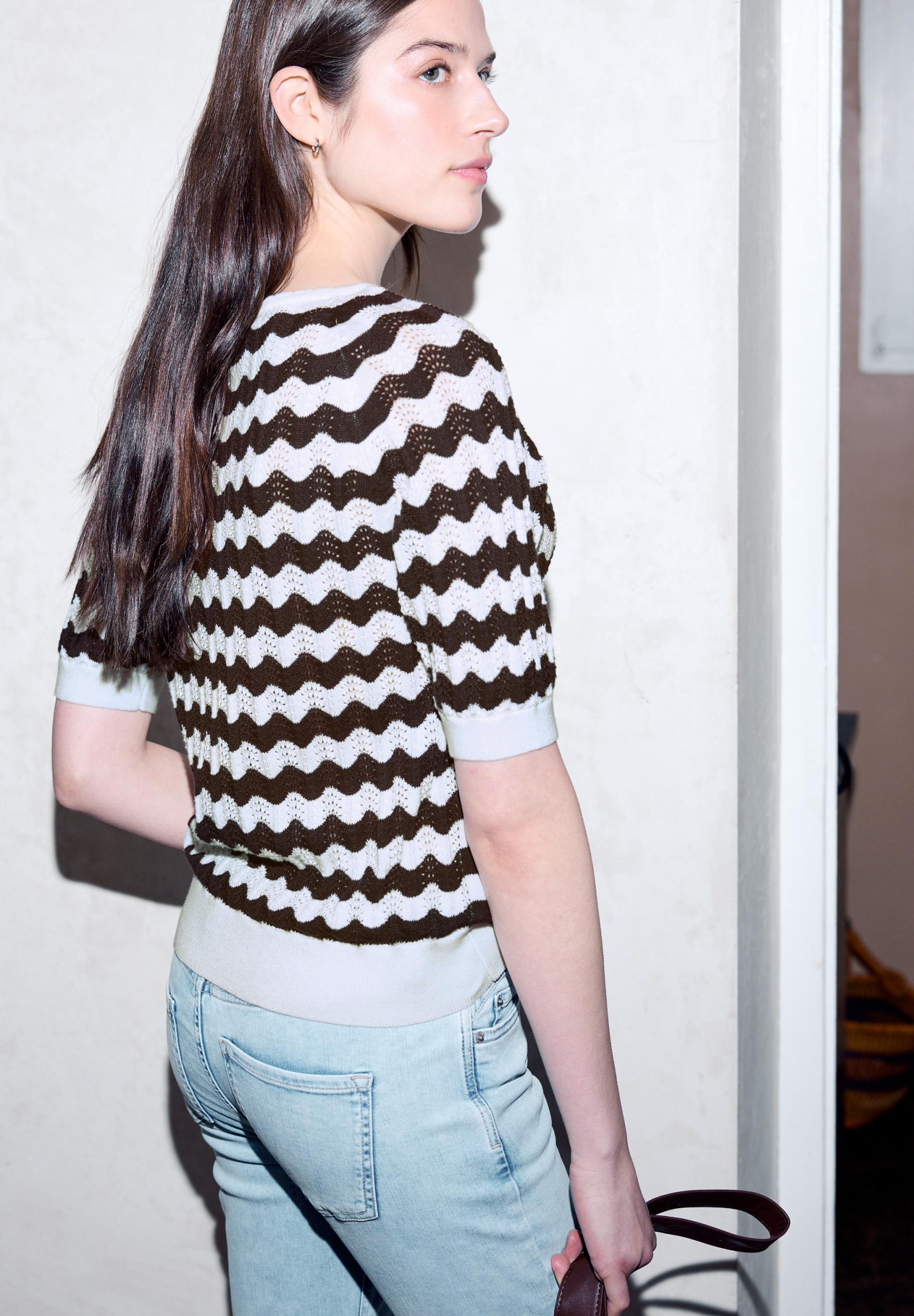 LTD QR Studio_sweater #4