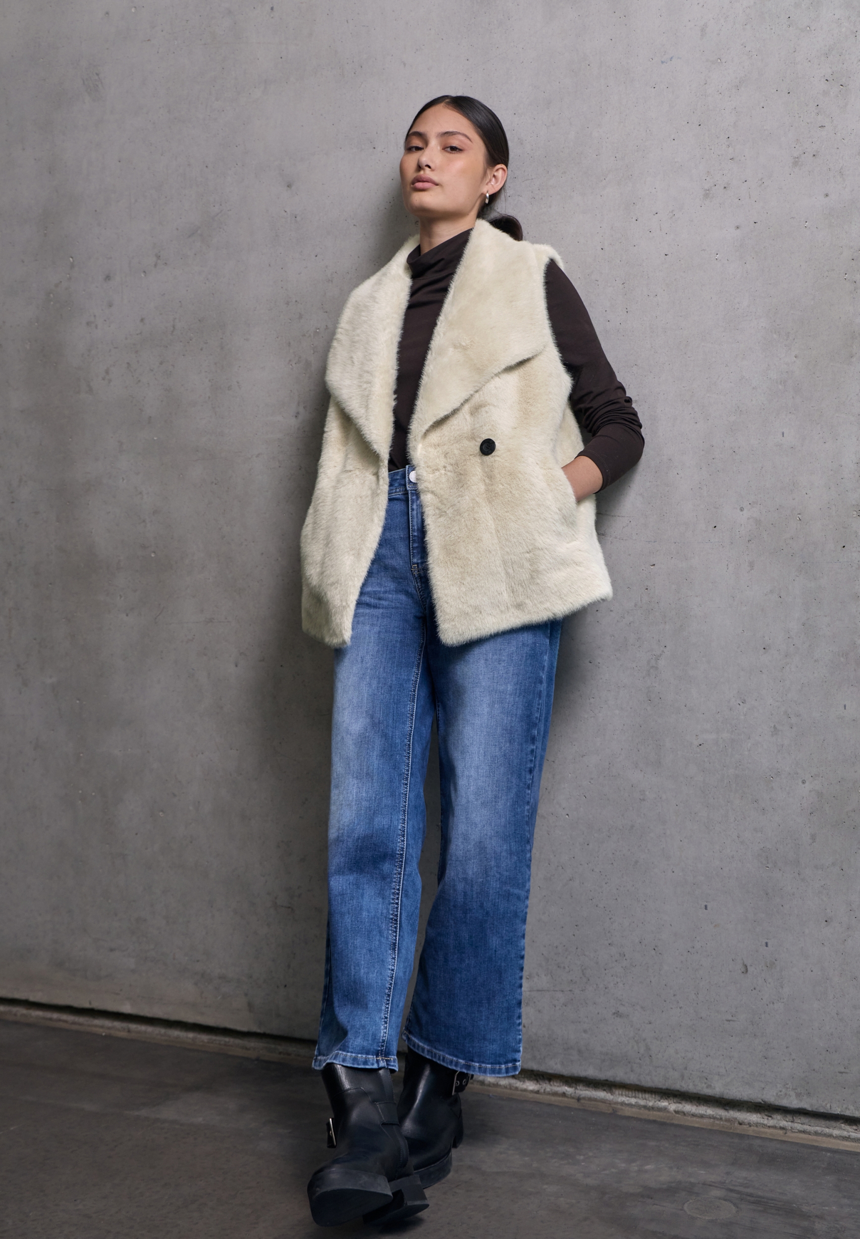 Studio Fake Fur Vest #7