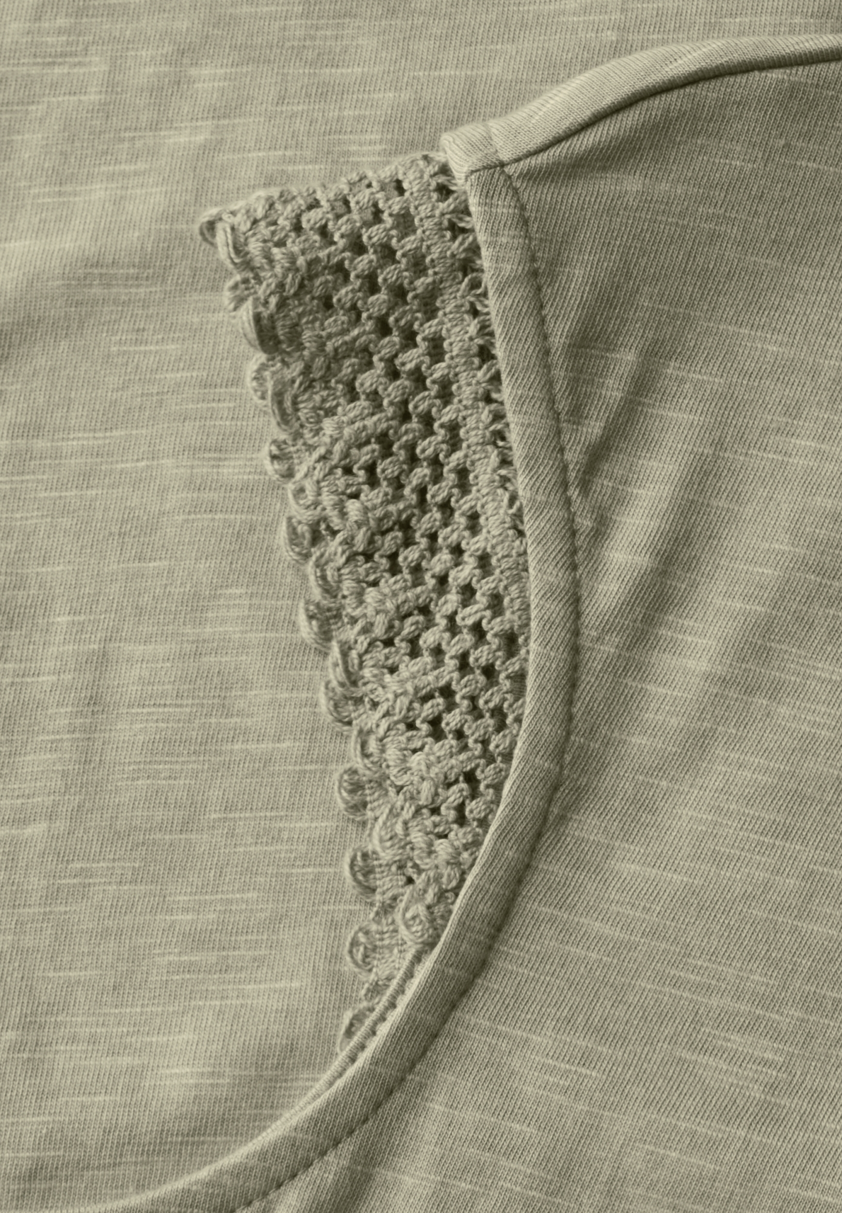 LTD QR_Studio_shirt w.crochet #2