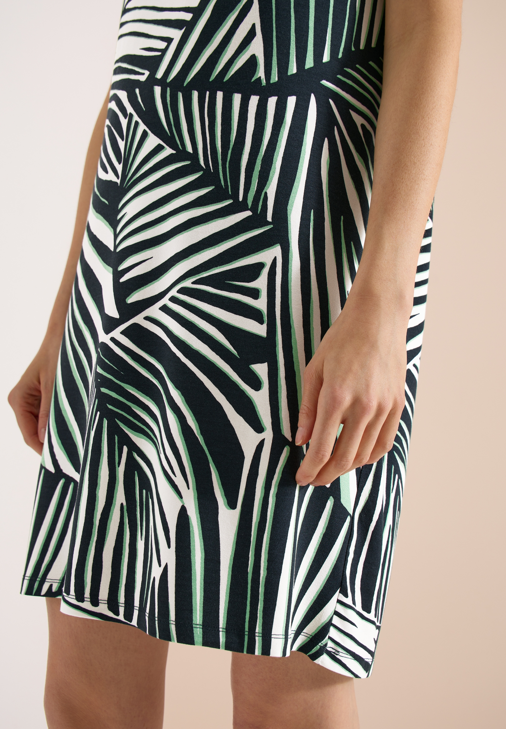 AOP Jersey Dress #7