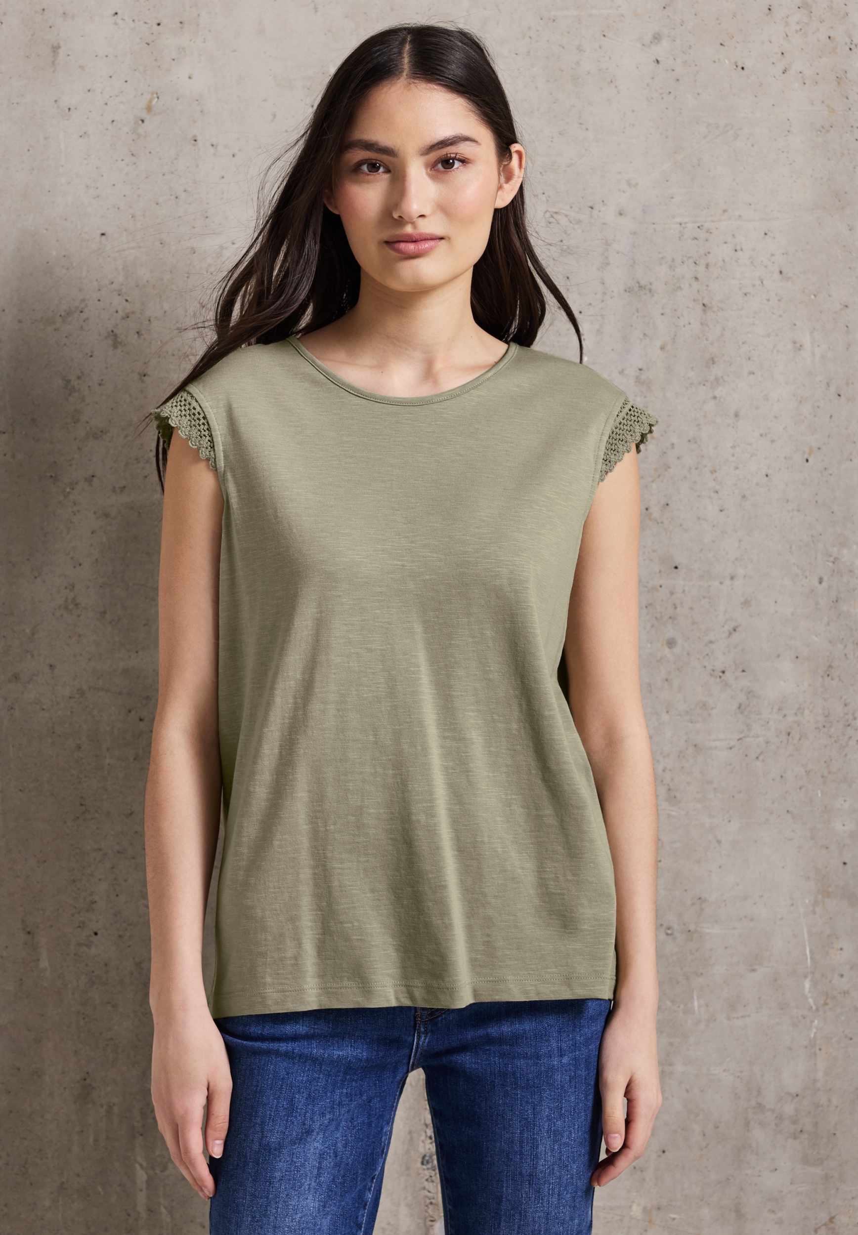 LTD QR_Studio_shirt w.crochet #6