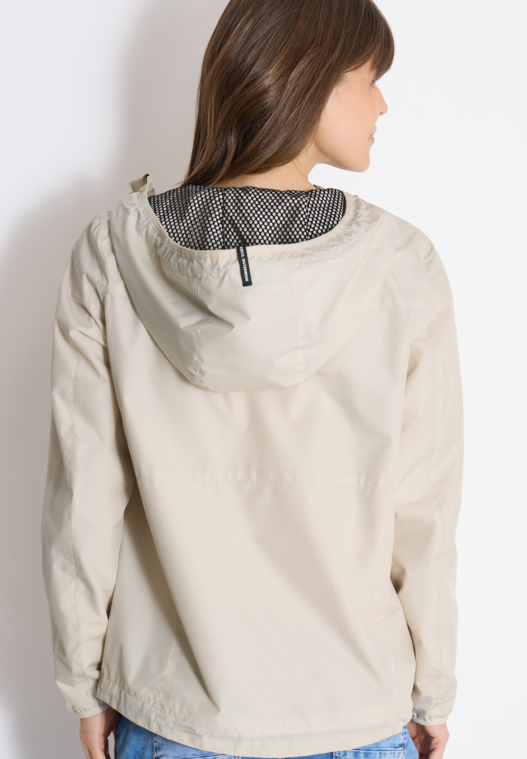 Sportive Windbreaker #4