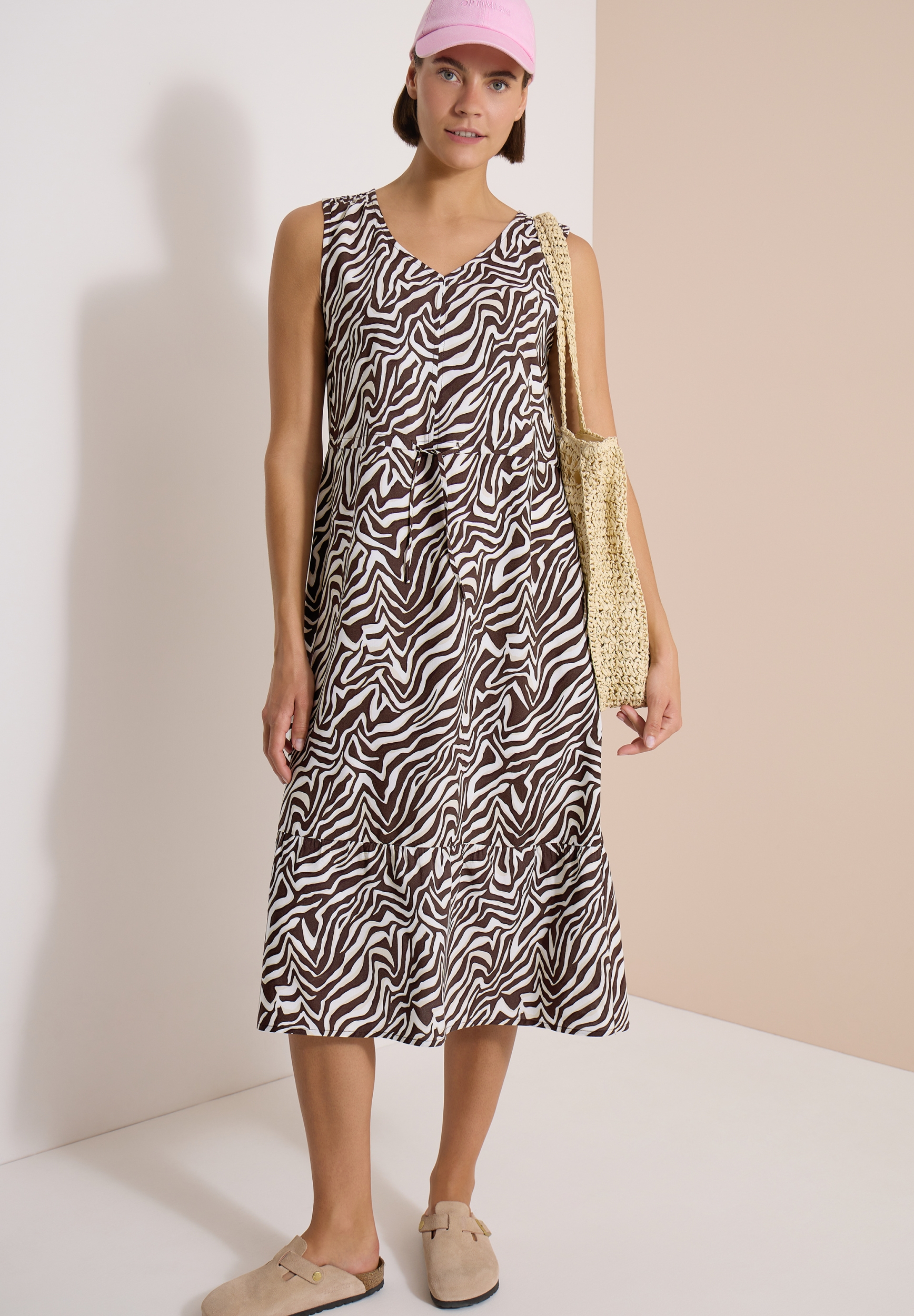 EOS_small Zebra Print Midi Dre #3