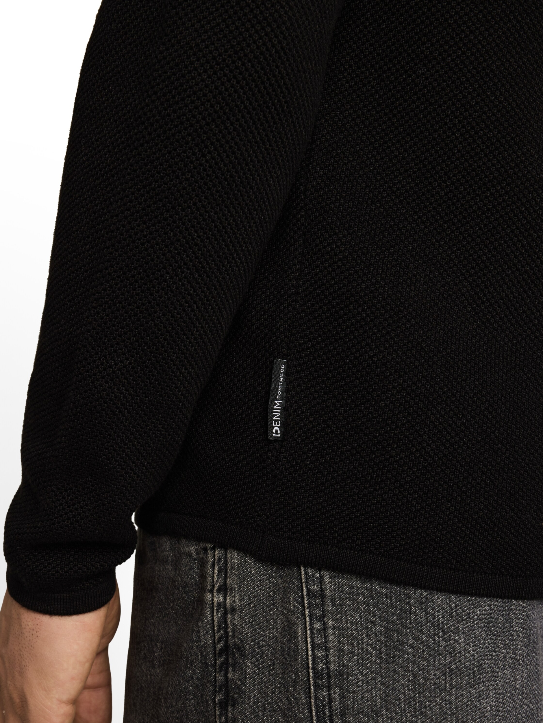 basic structred crew neck knit #6
