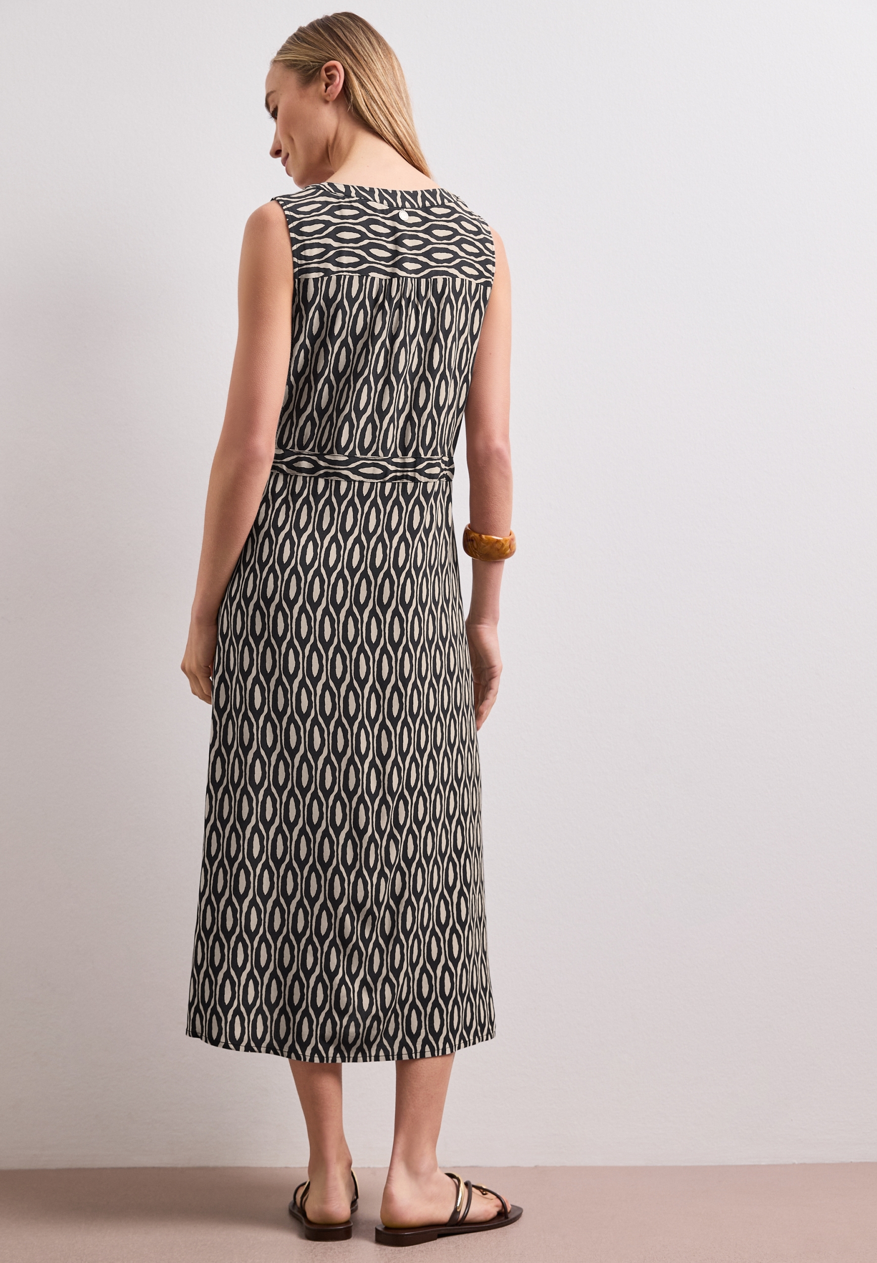 LTD QR Sleeveless zip dress_AO #4