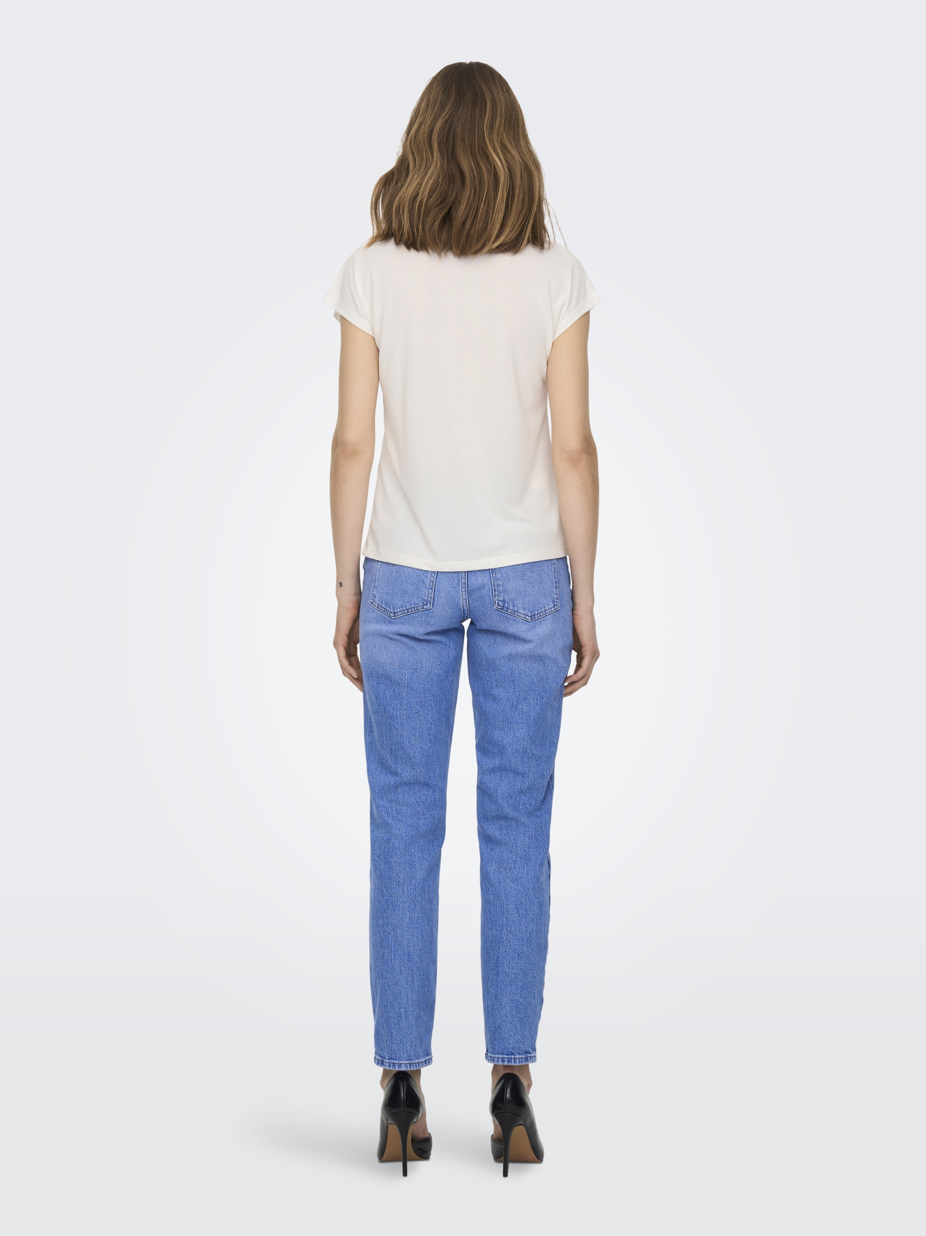 ONLFREE LIFE S/S MOD.V-NECK TOP JRS NOOS #5