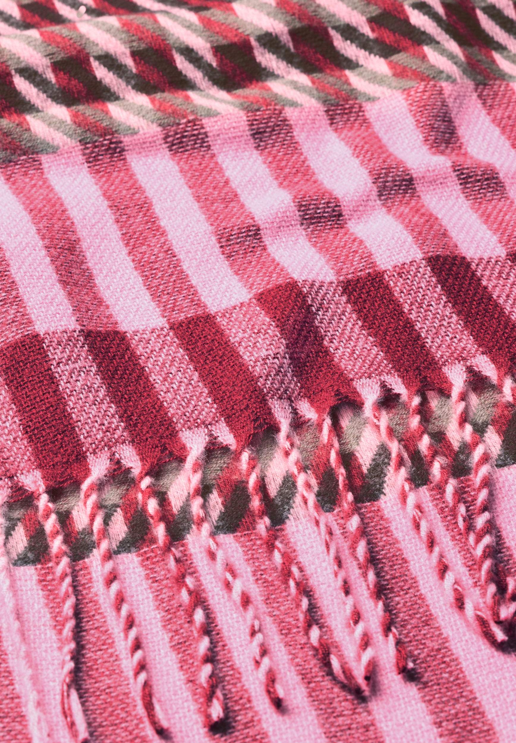 OP_ Multicolor Houndstooth #2