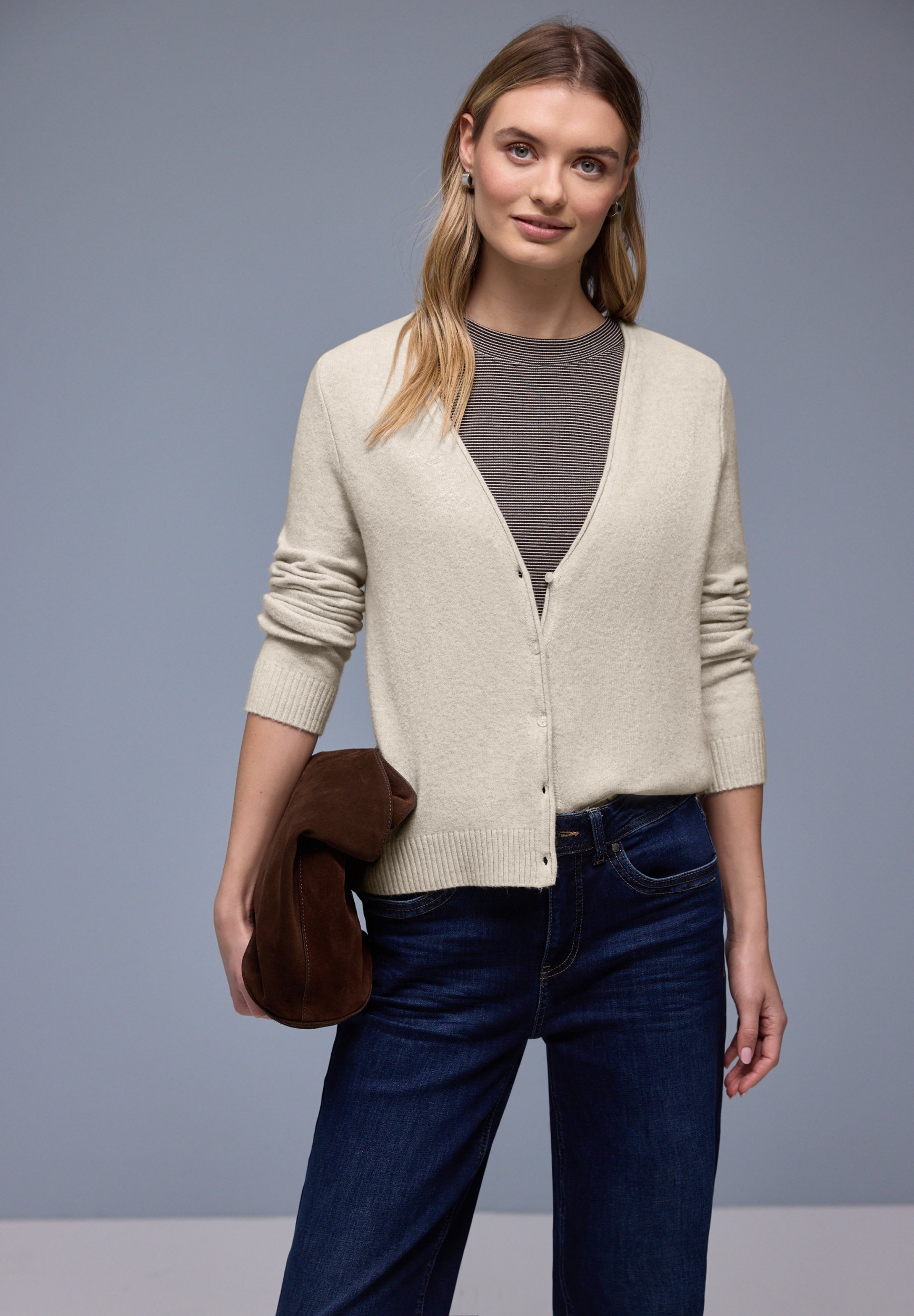 cosy V-neck cardigan #3