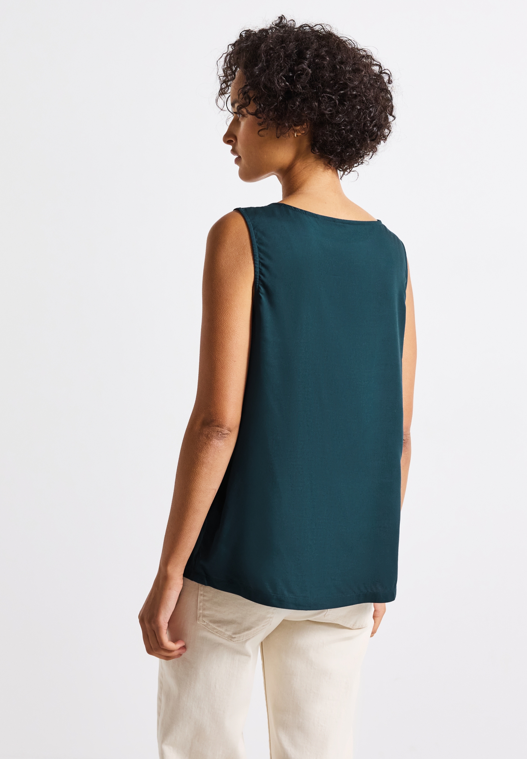 LTD QR Blousetop w pleat detai #4