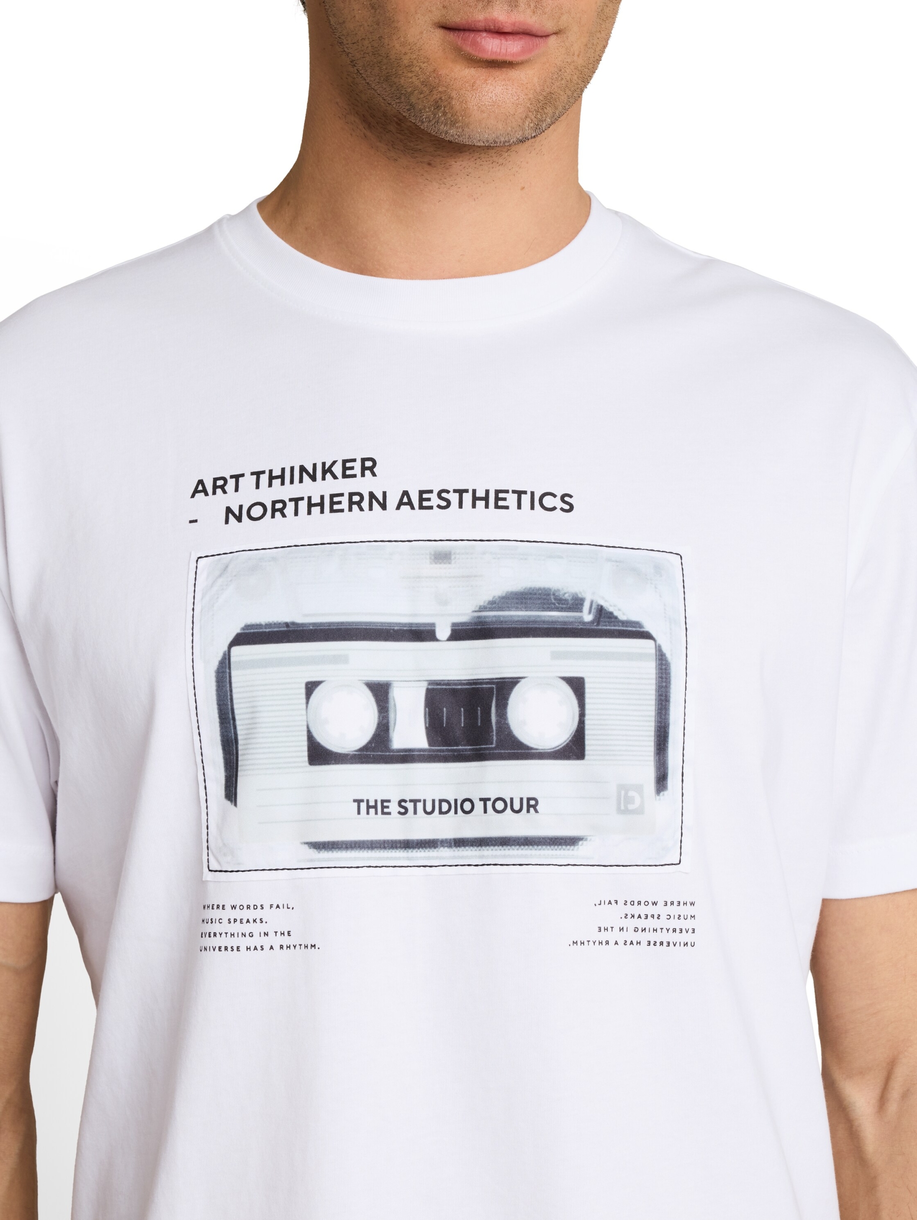 relaxed applicated print t-shi #6