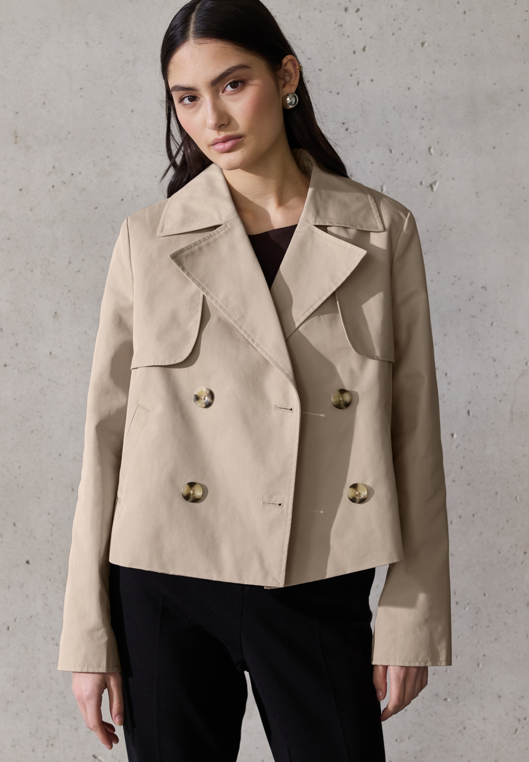 Kurzer Trenchcoat #3