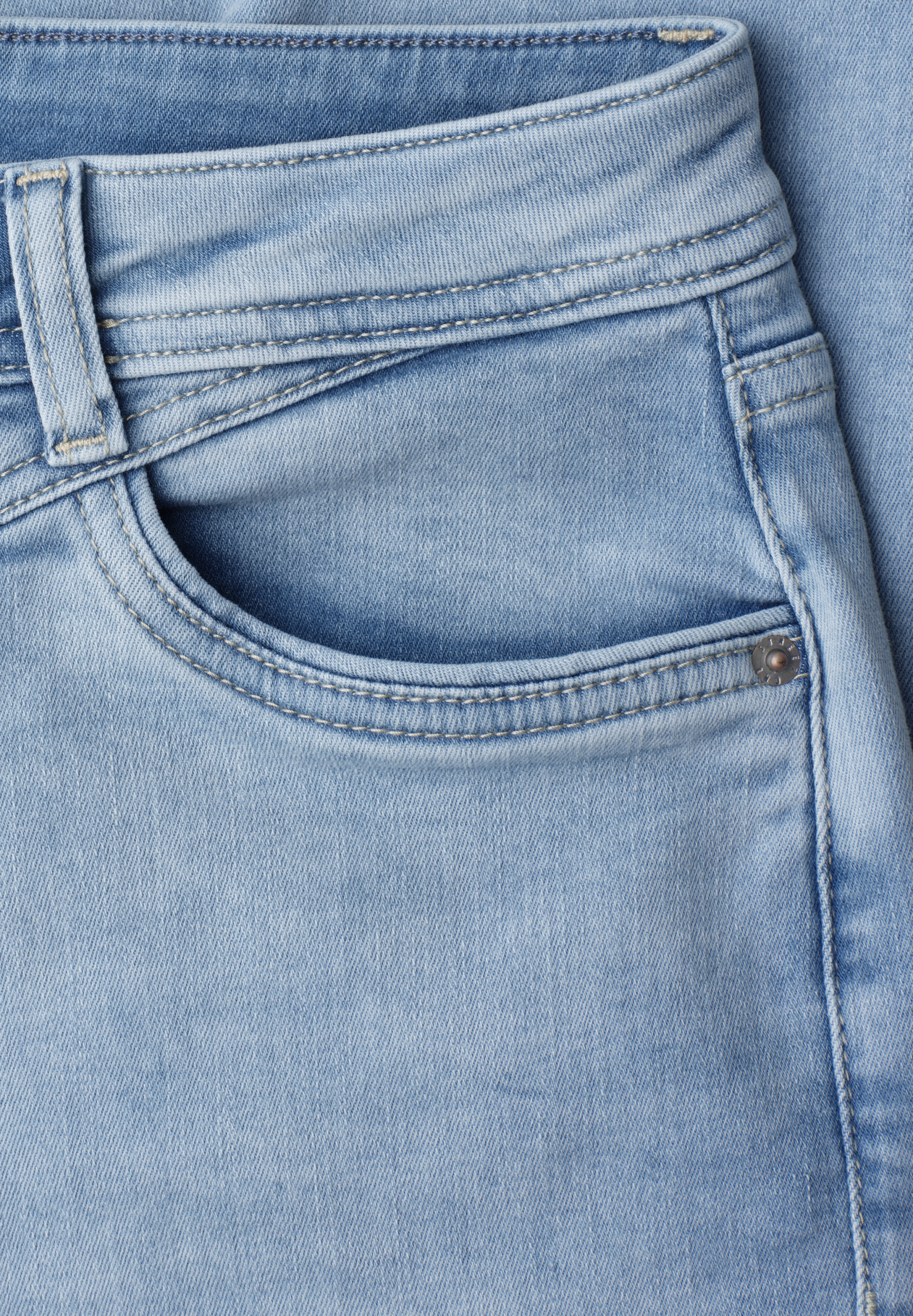 QR Style Jane.mw.bermuda.bleac #2