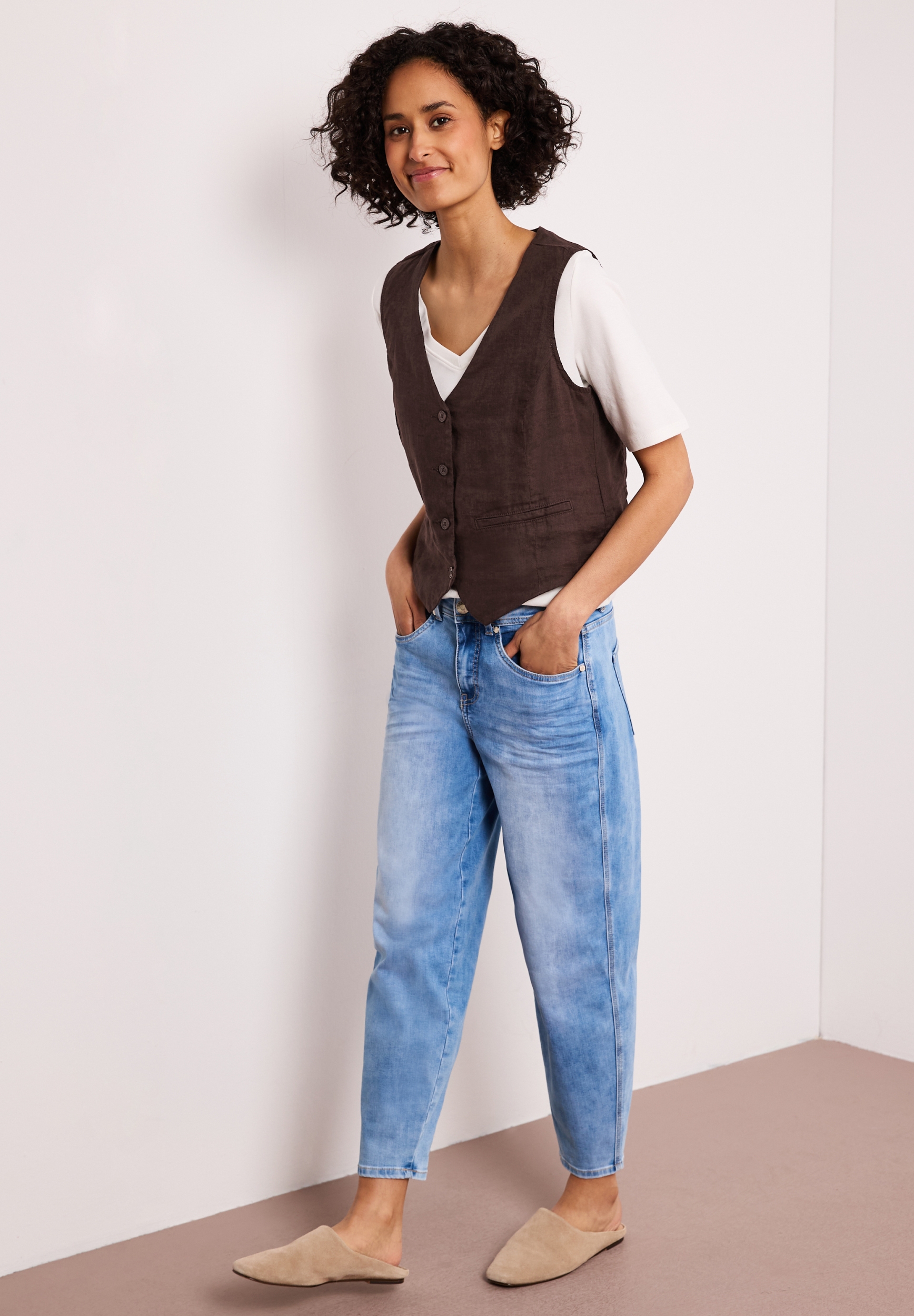 SOL_Short Vest Buttons #5