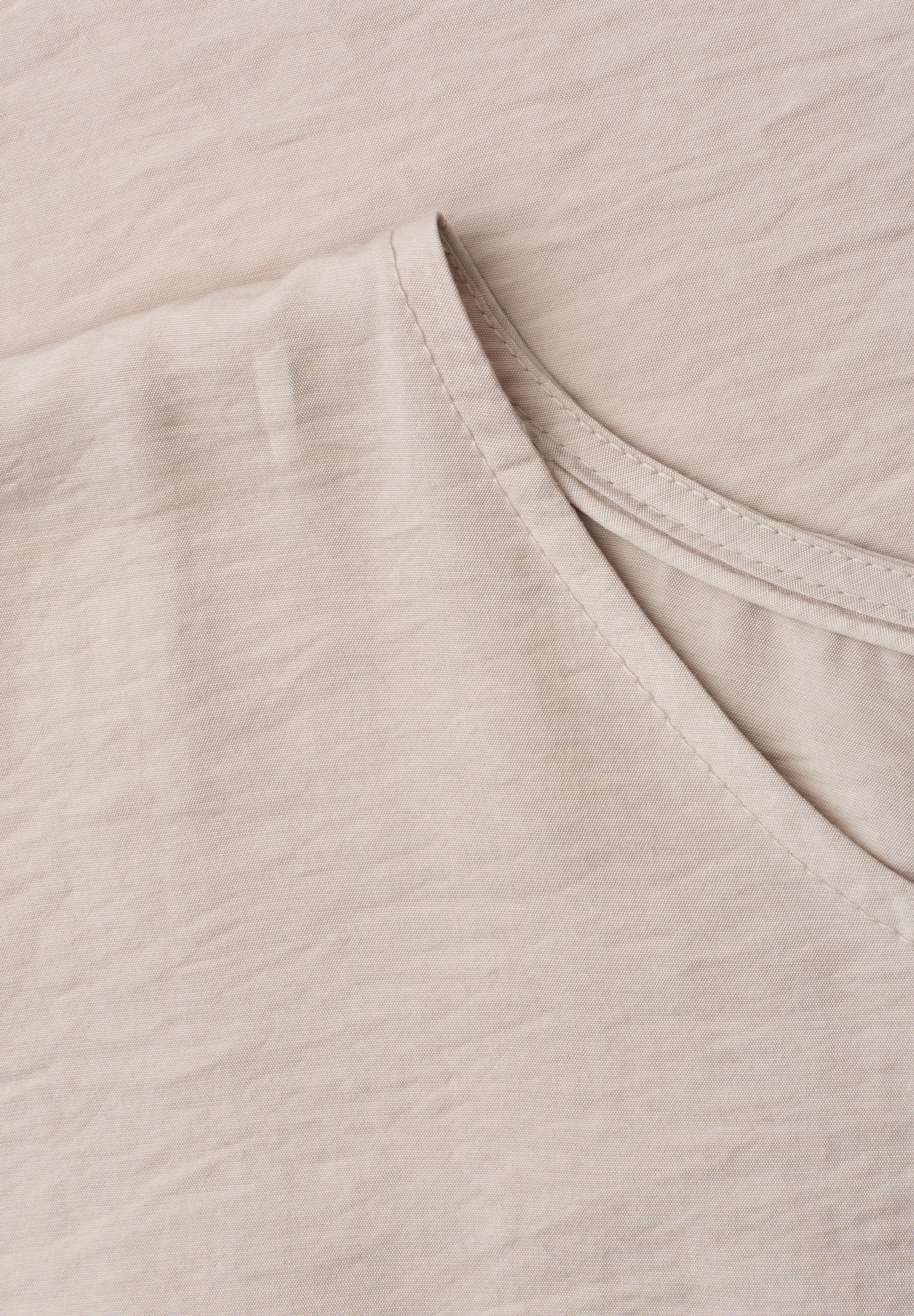 EOS_Round Neck Top w. dropped #2