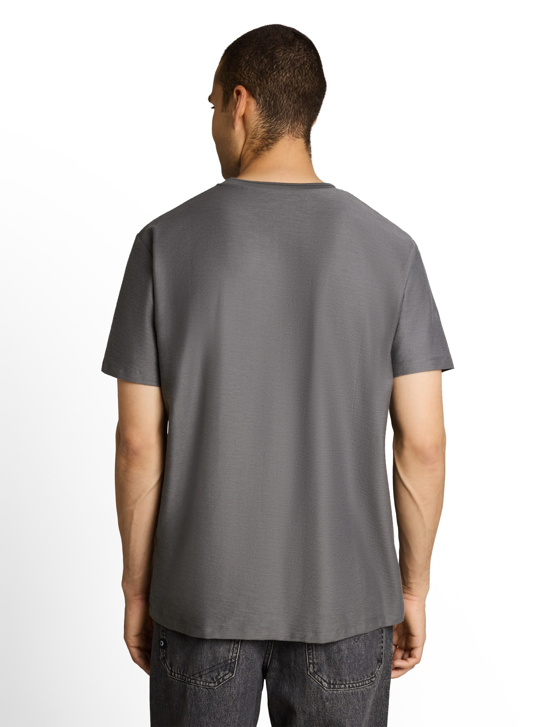 structured t-shirt with pocket #4
